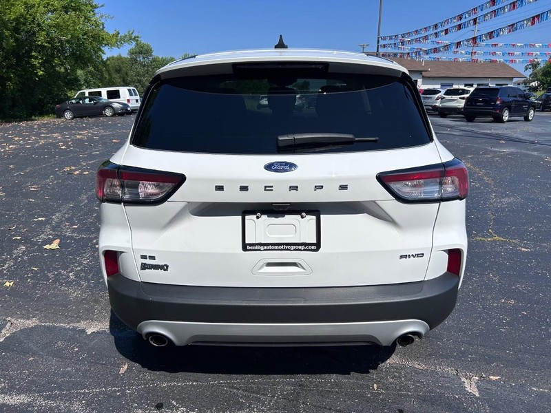 Ford Escape Vehicle Image 04