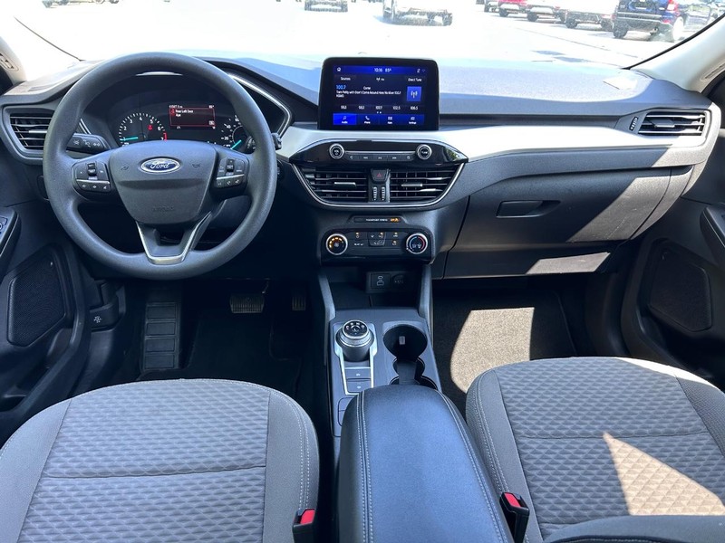 Ford Escape Vehicle Image 10