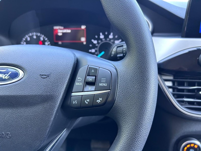 Ford Escape Vehicle Image 13