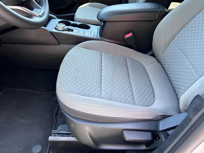 Ford Escape Vehicle Image 19