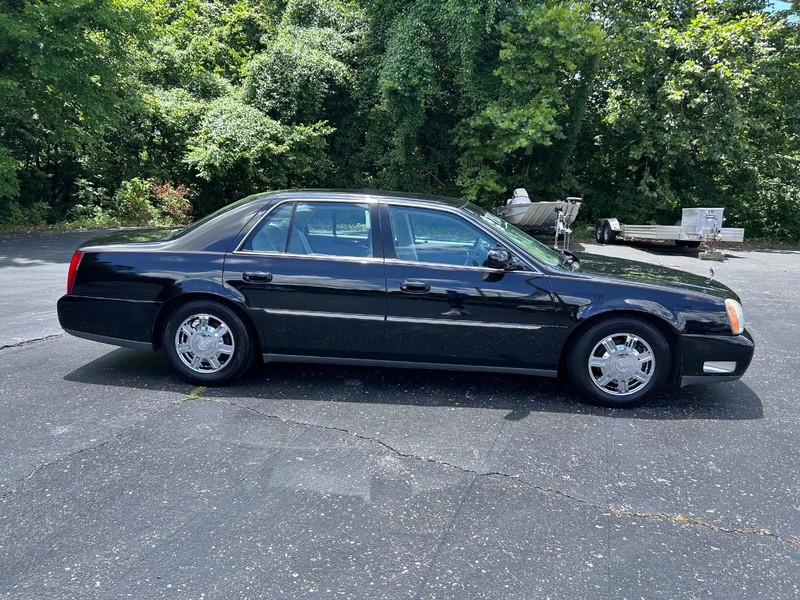 Cadillac DeVille Vehicle Image 02
