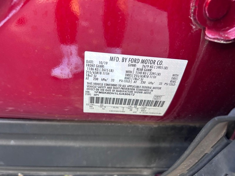 Ford Explorer Vehicle Image 23