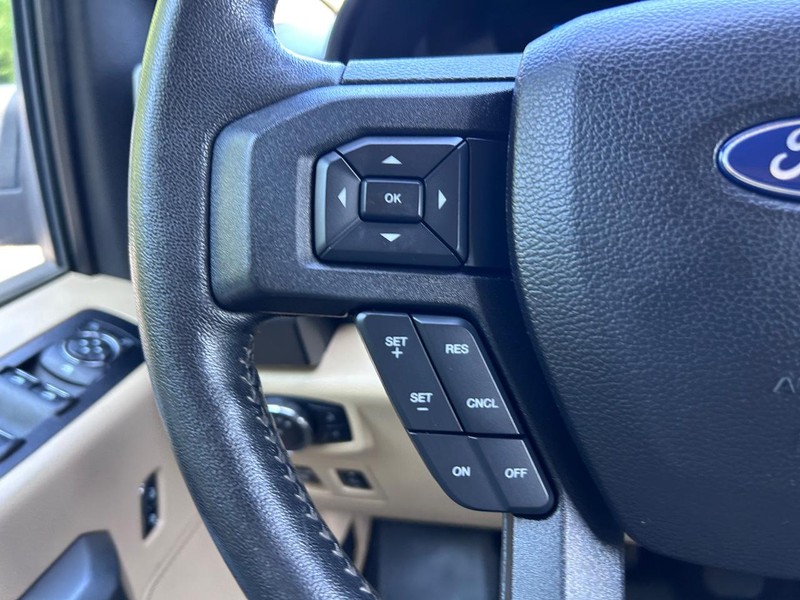 Ford F-150 Vehicle Image 12
