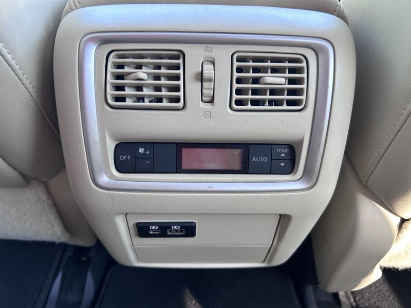 INFINITI QX60 Vehicle Image 10