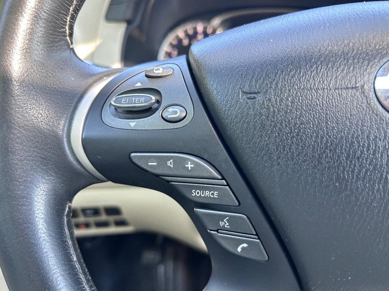 INFINITI QX60 Vehicle Image 14