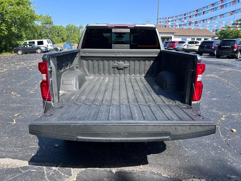 Chevrolet Silverado 1500 Vehicle Image 05