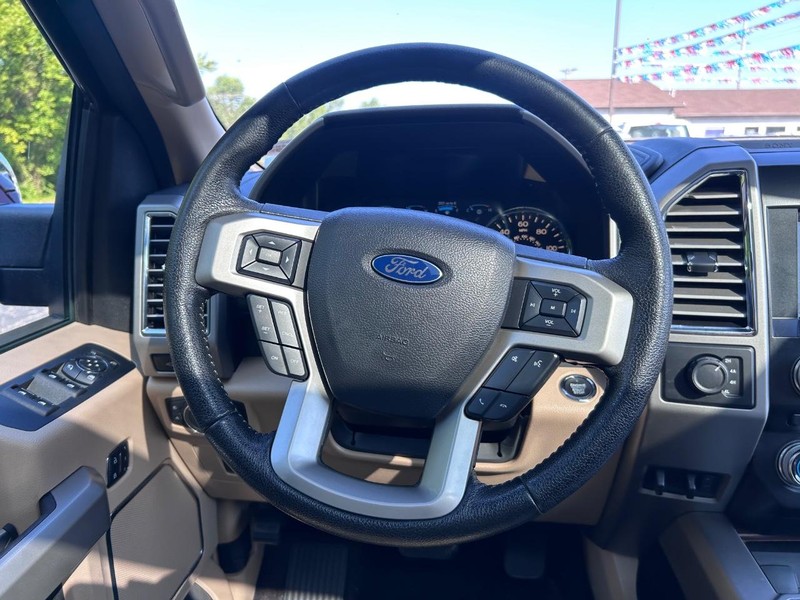 Ford F-150 Vehicle Image 10