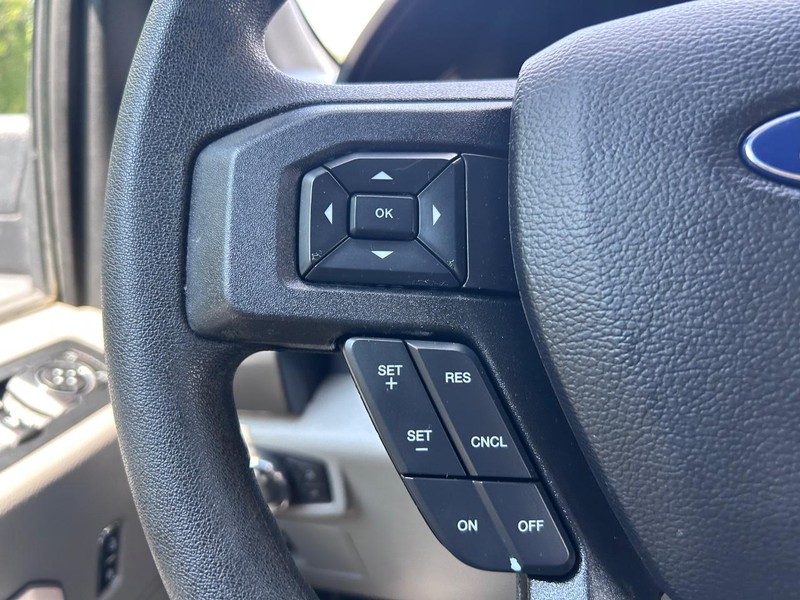 Ford F-150 Vehicle Image 10