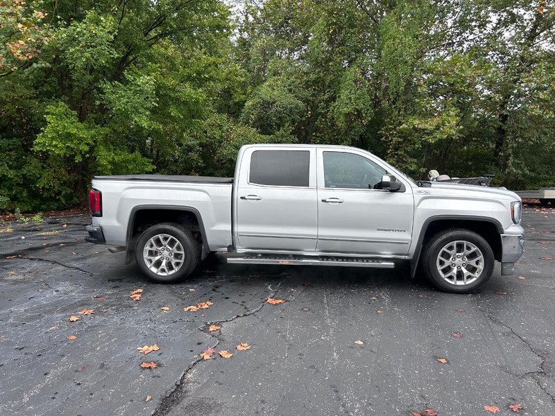 GMC Sierra 1500 Vehicle Image 02