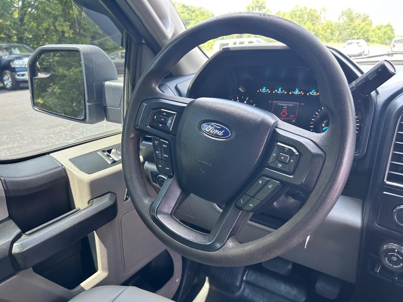 Ford F-150 Vehicle Image 08