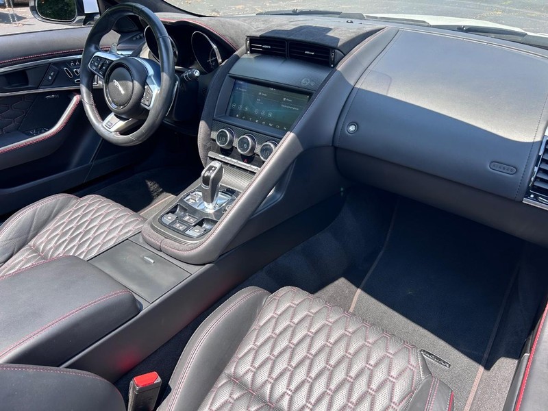 Jaguar F-Type Vehicle Image 12