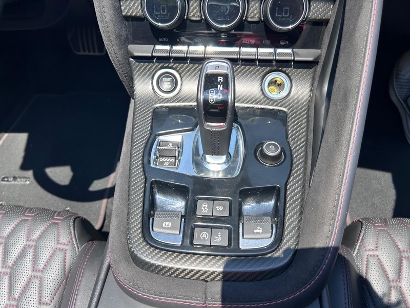 Jaguar F-Type Vehicle Image 16