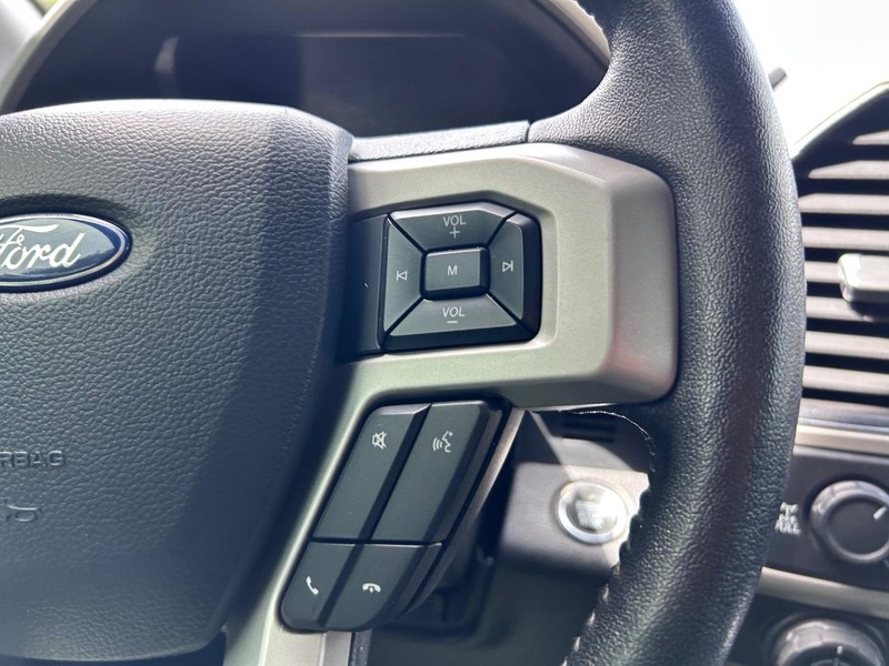 Ford F-150 Vehicle Image 11
