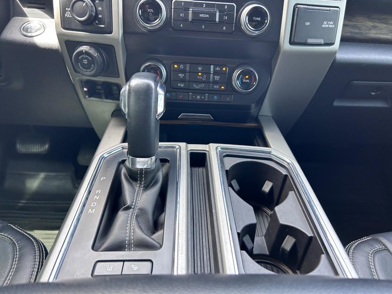 Ford F-150 Vehicle Image 14