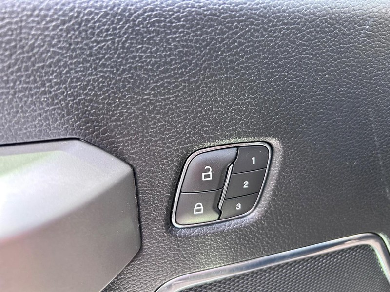 Ford F-150 Vehicle Image 17