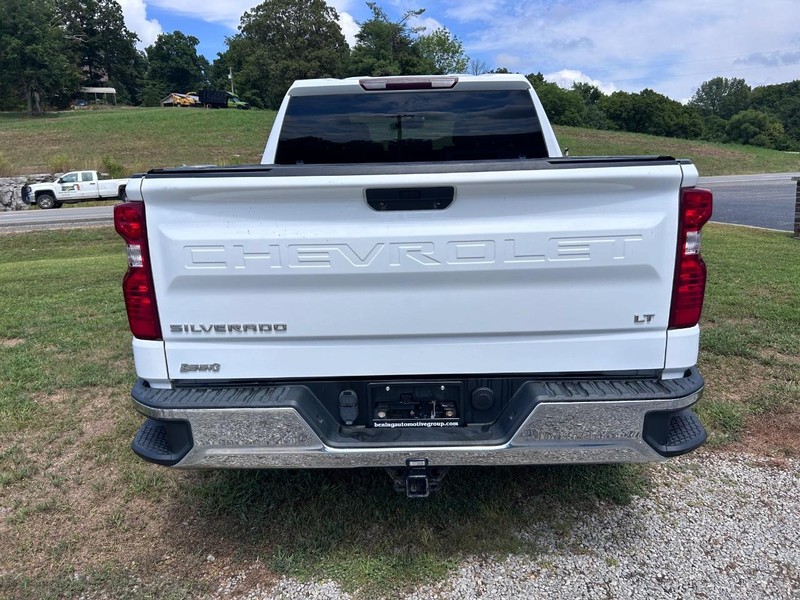 Chevrolet Silverado 1500 Vehicle Image 04