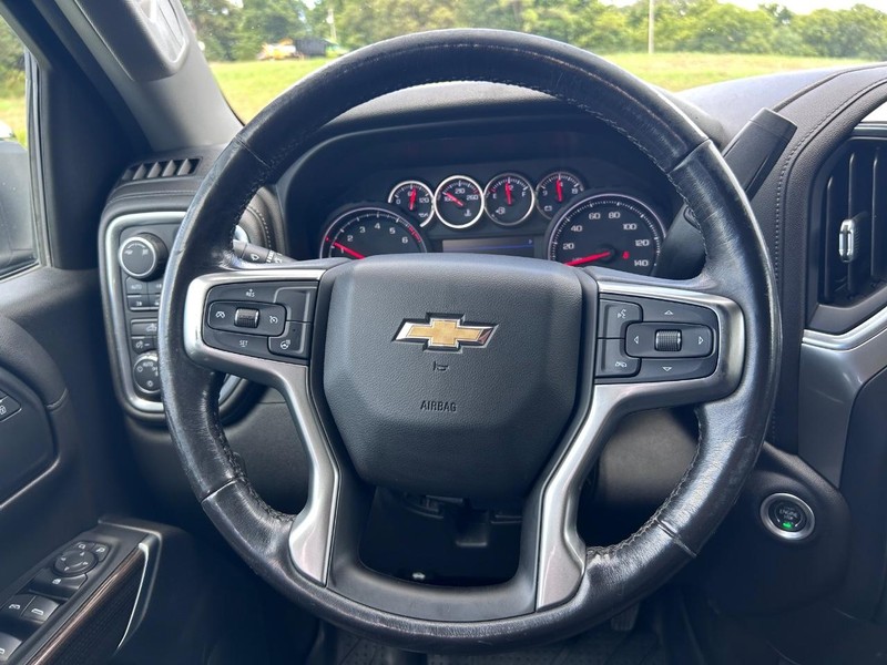 Chevrolet Silverado 1500 Vehicle Image 09