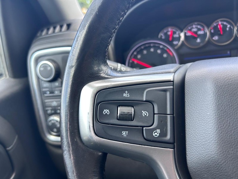 Chevrolet Silverado 1500 Vehicle Image 10