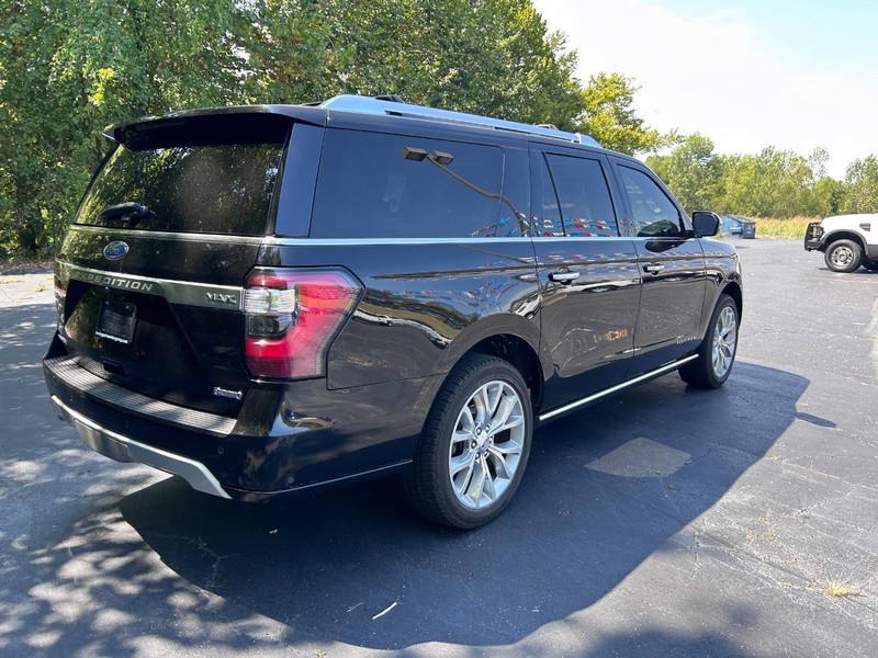 2019 Ford Expedition MAX Platinum photo 2