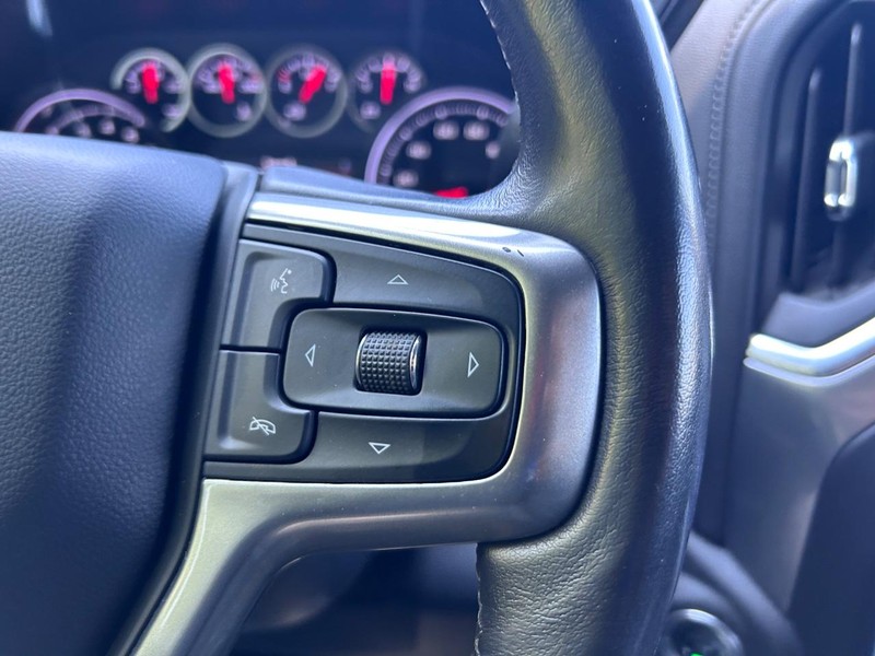 Chevrolet Silverado 1500 Vehicle Image 11