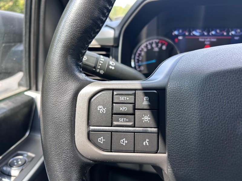 Ford F-150 Vehicle Image 11