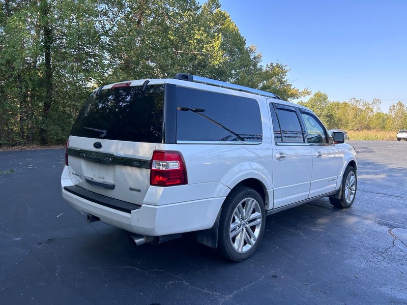 Ford Expedition EL Vehicle Image 03