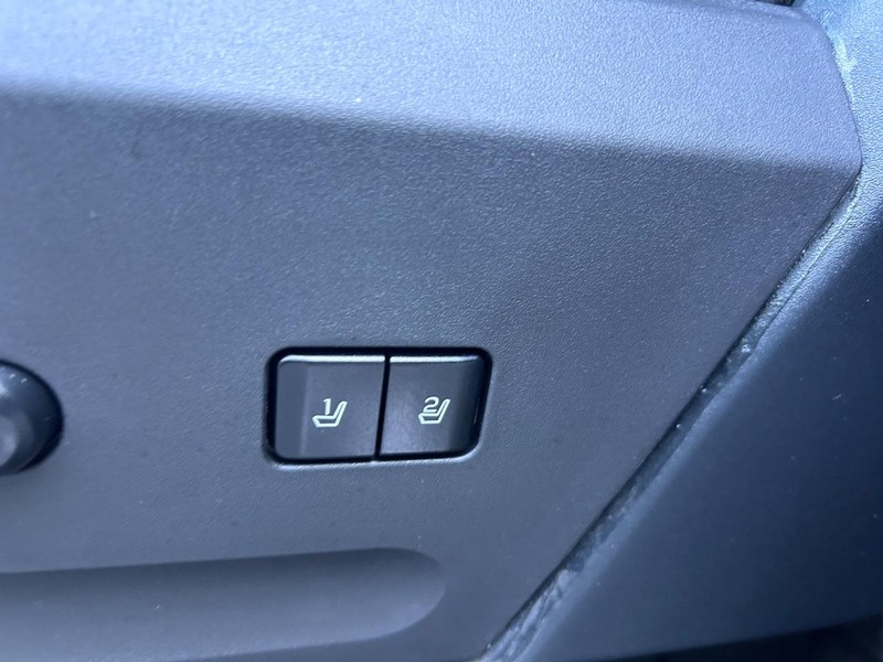 Ford Expedition EL Vehicle Image 23