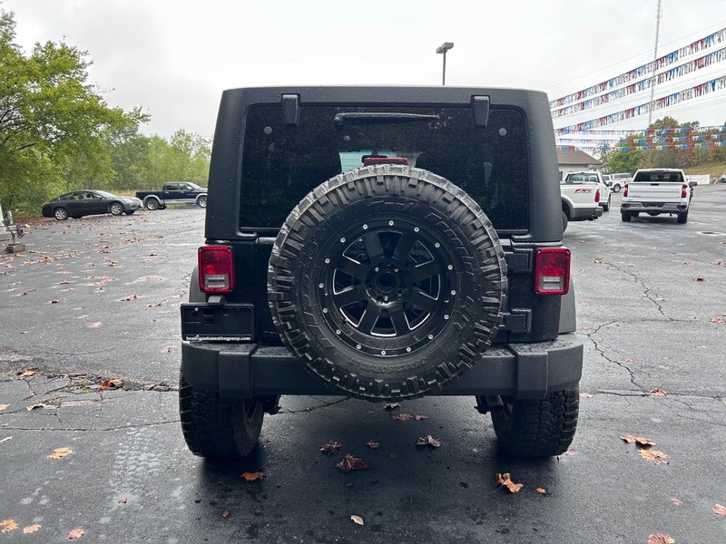 Jeep Wrangler Unlimited Vehicle Image 04