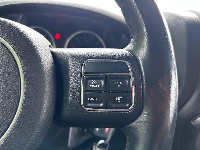 Jeep Wrangler Unlimited Vehicle Image 11