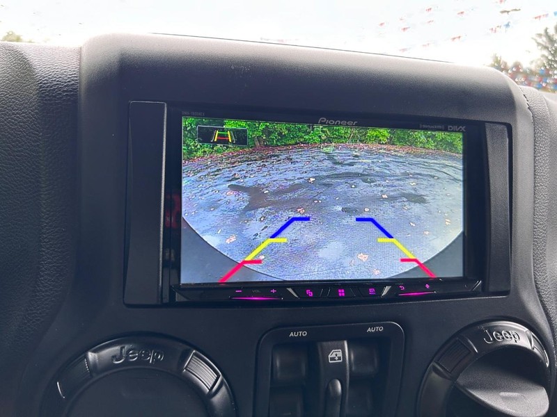 Jeep Wrangler Unlimited Vehicle Image 19