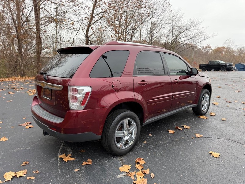 Chevrolet Equinox Vehicle Image 03