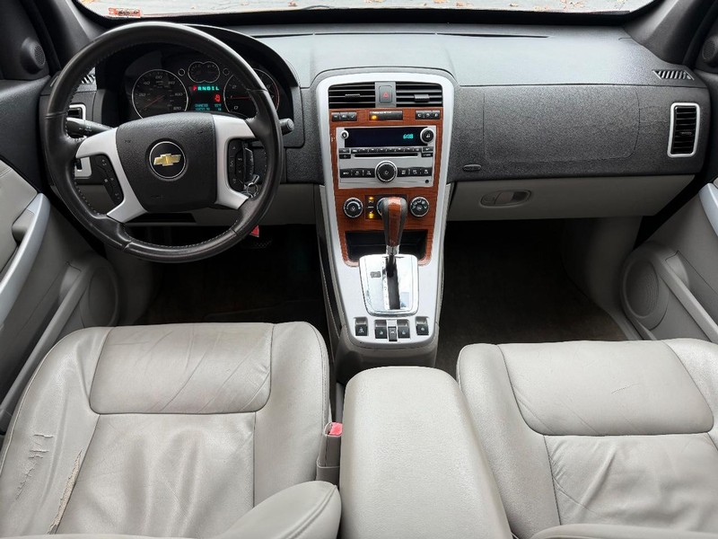 Chevrolet Equinox Vehicle Image 08