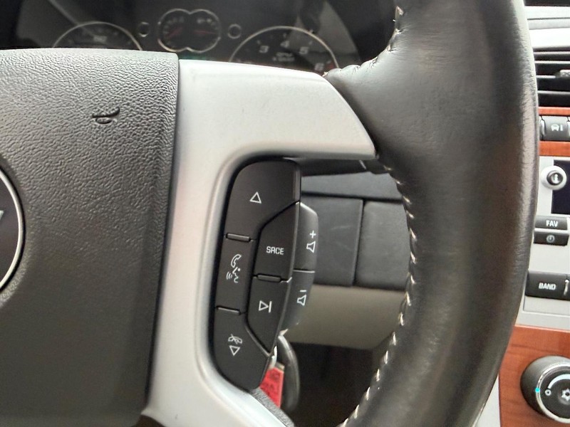 Chevrolet Equinox Vehicle Image 11