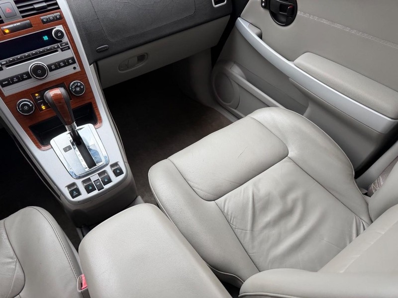 Chevrolet Equinox Vehicle Image 15