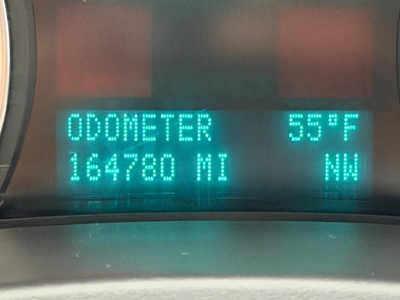 Chevrolet Equinox Vehicle Image 18