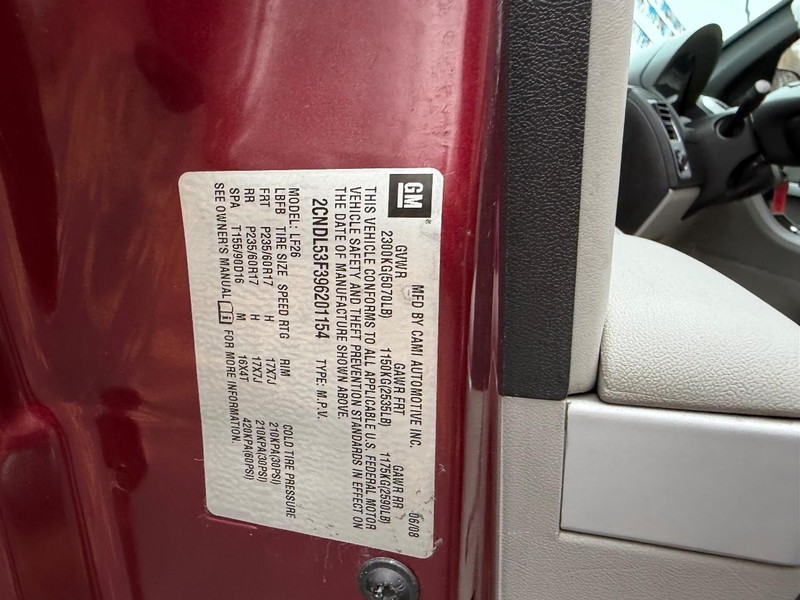 Chevrolet Equinox Vehicle Image 19