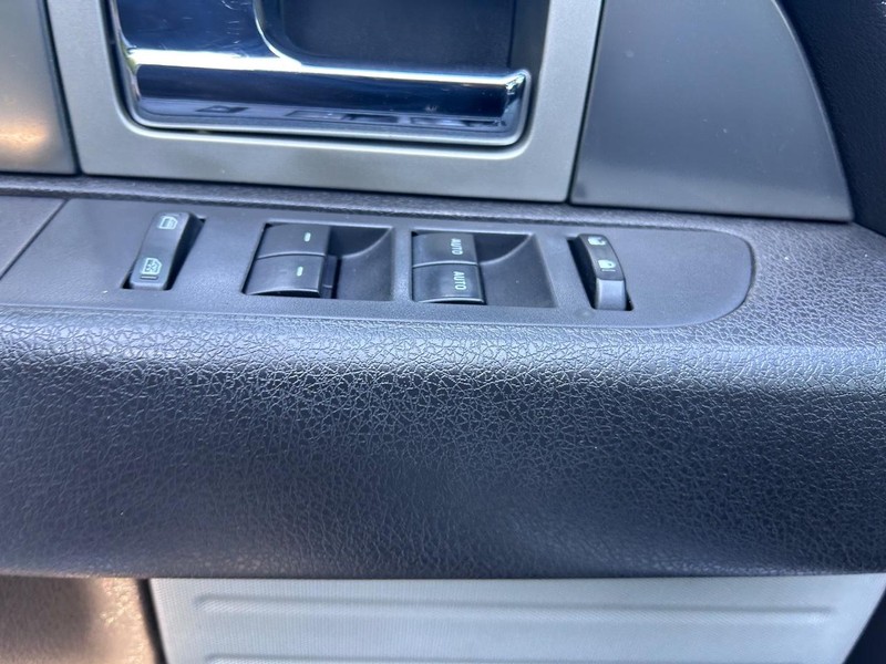 Ford F-150 Vehicle Image 17