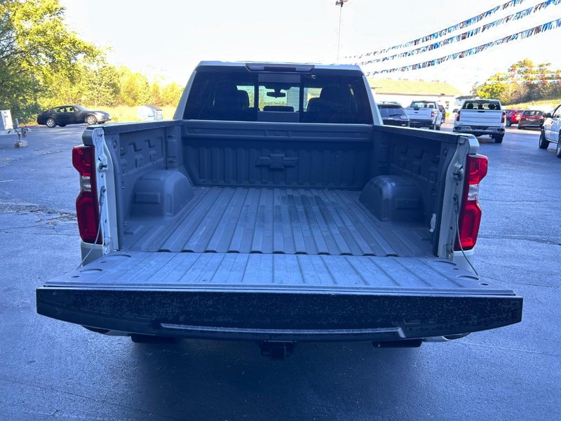 Chevrolet Silverado 1500 Vehicle Image 05
