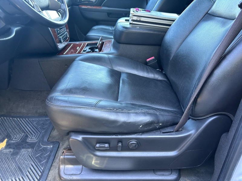Chevrolet Avalanche Vehicle Image 19
