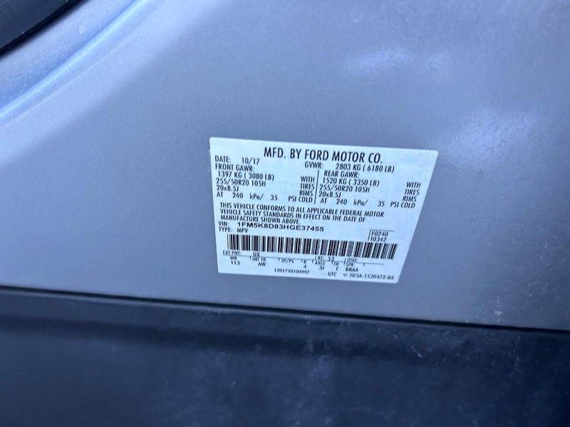 Ford Explorer Vehicle Image 23