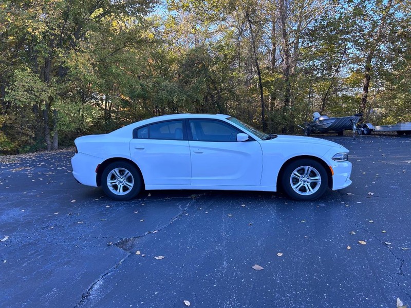 Dodge Charger Vehicle Image 02