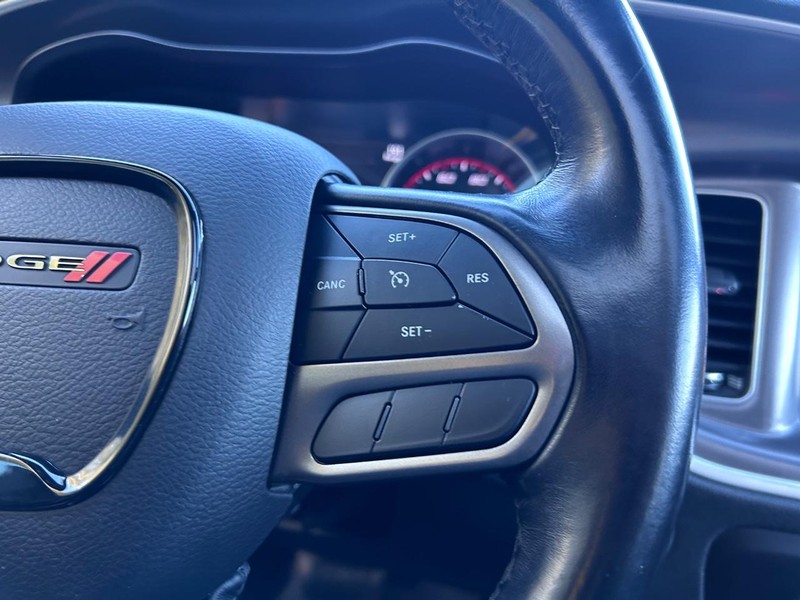 Dodge Charger Vehicle Image 12