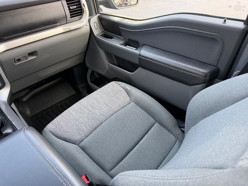 Ford F-150 Vehicle Image 14