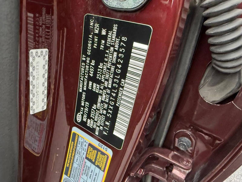 Kia Optima Vehicle Image 20