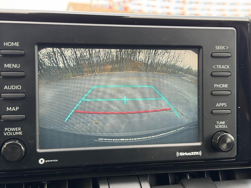 Toyota RAV4 Vehicle Image 19