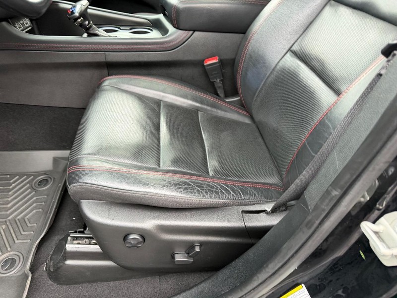 Dodge Durango Vehicle Image 23