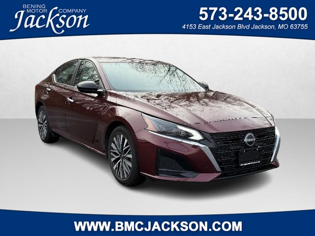 2024 Nissan Altima SV's photo