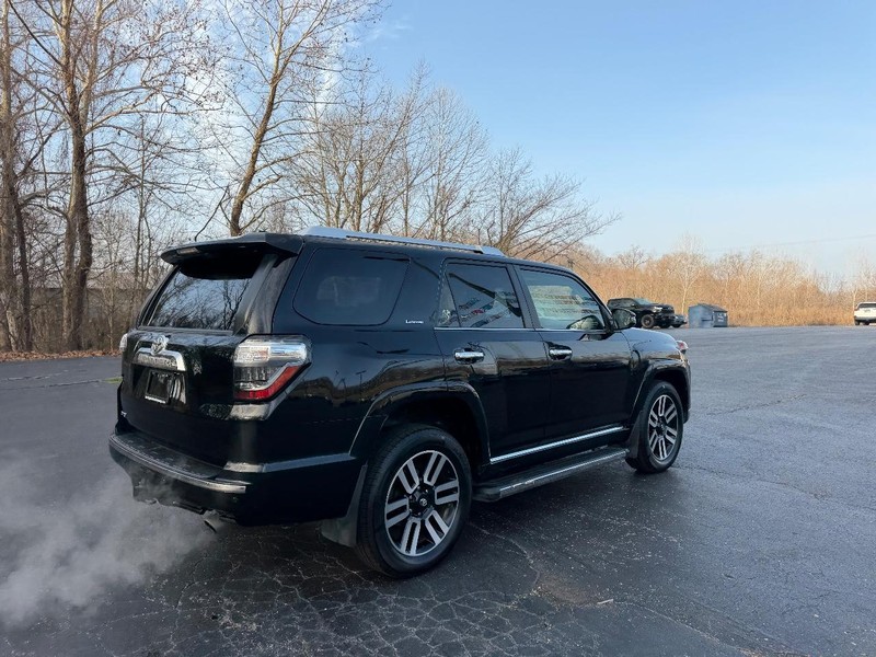 Toyota 4Runner Vehicle Image 03