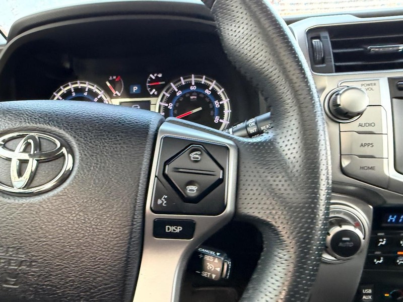 Toyota 4Runner Vehicle Image 12