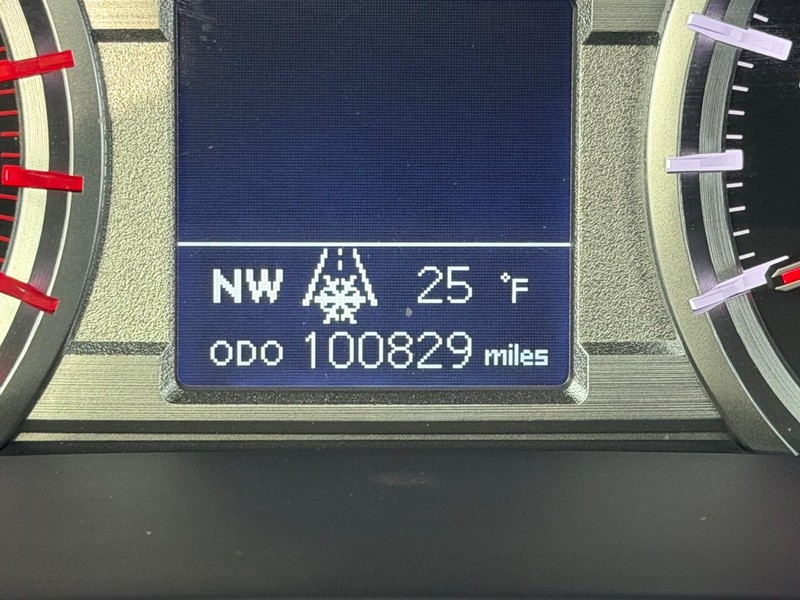 Toyota 4Runner Vehicle Image 20